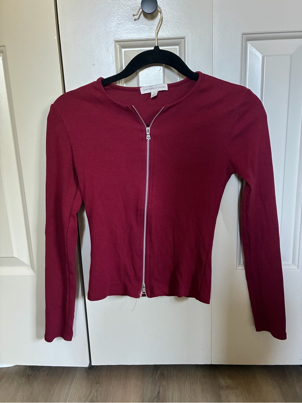 Sincerly Jules Zip-Front Long Sleeve Top in Wine